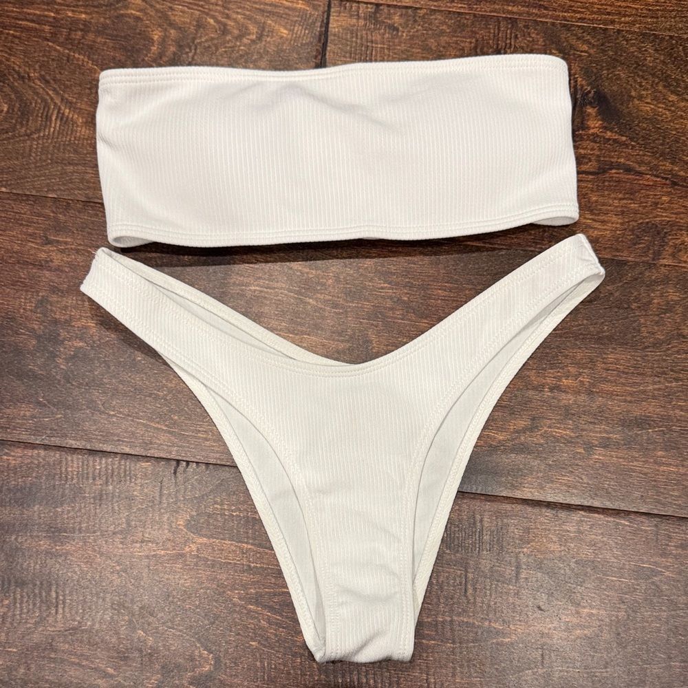 NWOT Zaful White Ribbed Bandeau Bikini Set